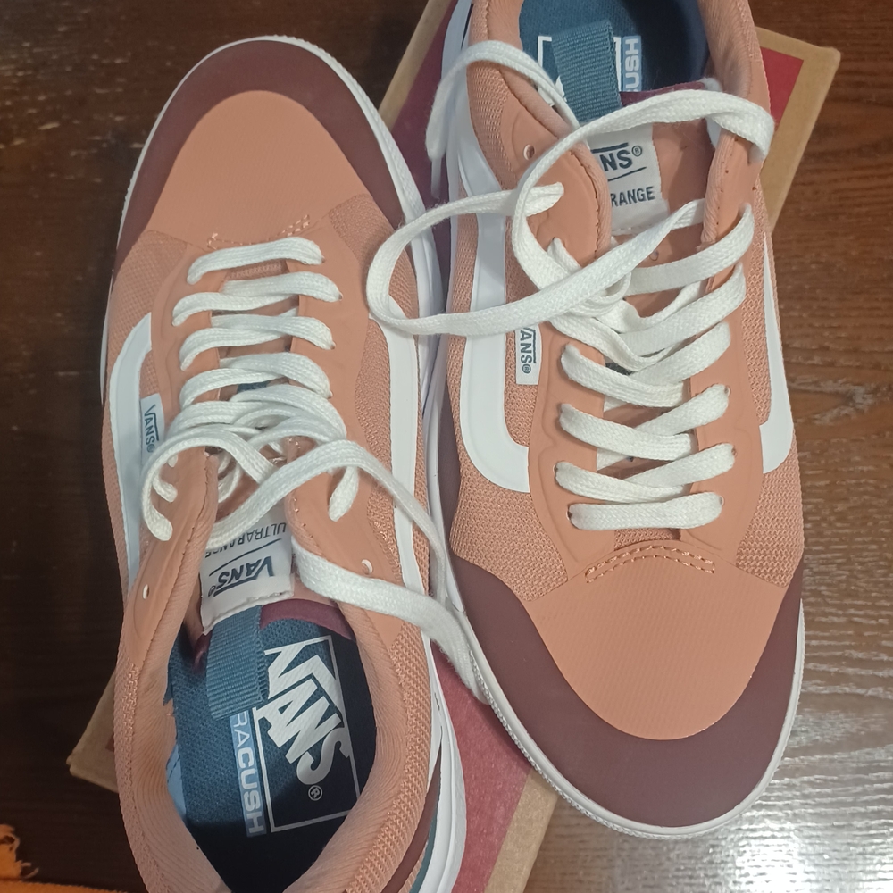 Vans Ultracush Peach and Maroon Low-Top Sneakers